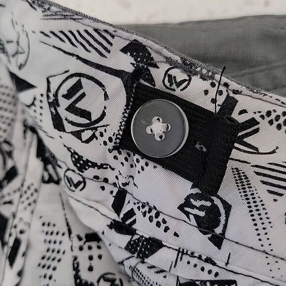 Shaun White Youth Gray Shorts ADJUSTABLE WAIST Size Large - Picture 6 of 9